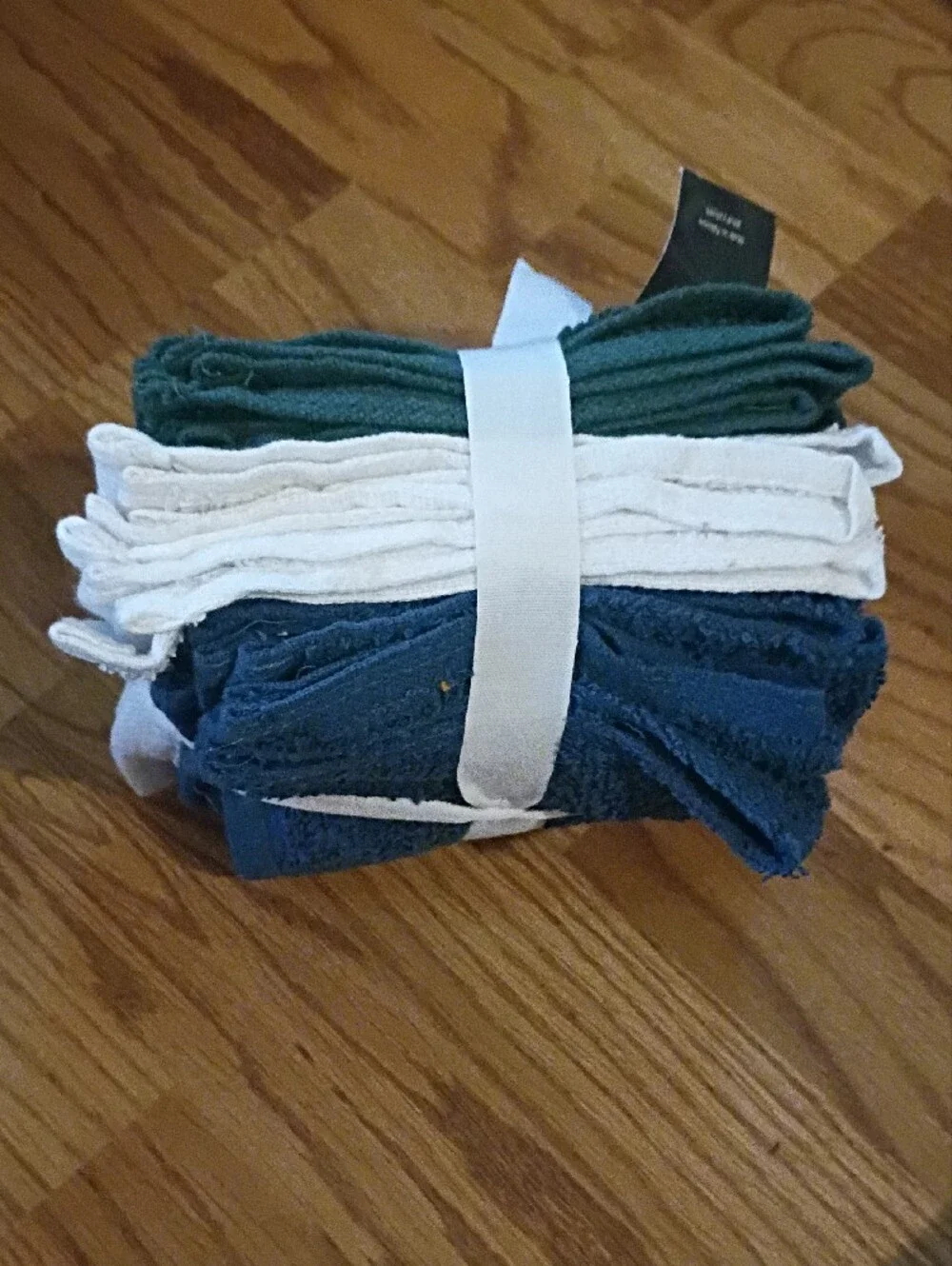 Tommy's Textile Forest Green & Cream Wash Cloth Set